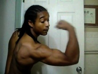 18 Yo Muscle