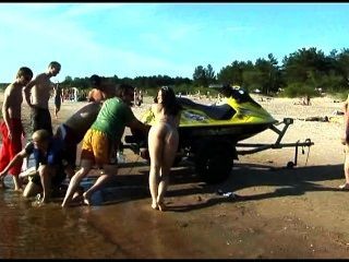 This Teen Nudist Strips Bare At A Public Beach